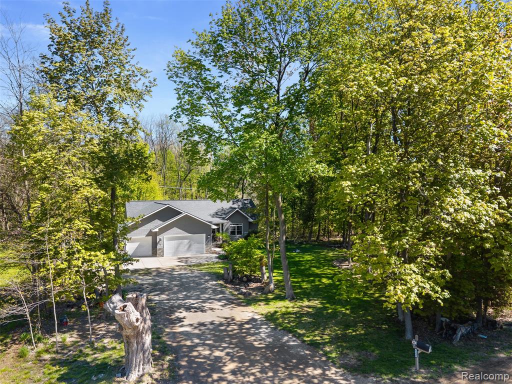8306 Foster Road, Clarkston, MI — Photo 36
