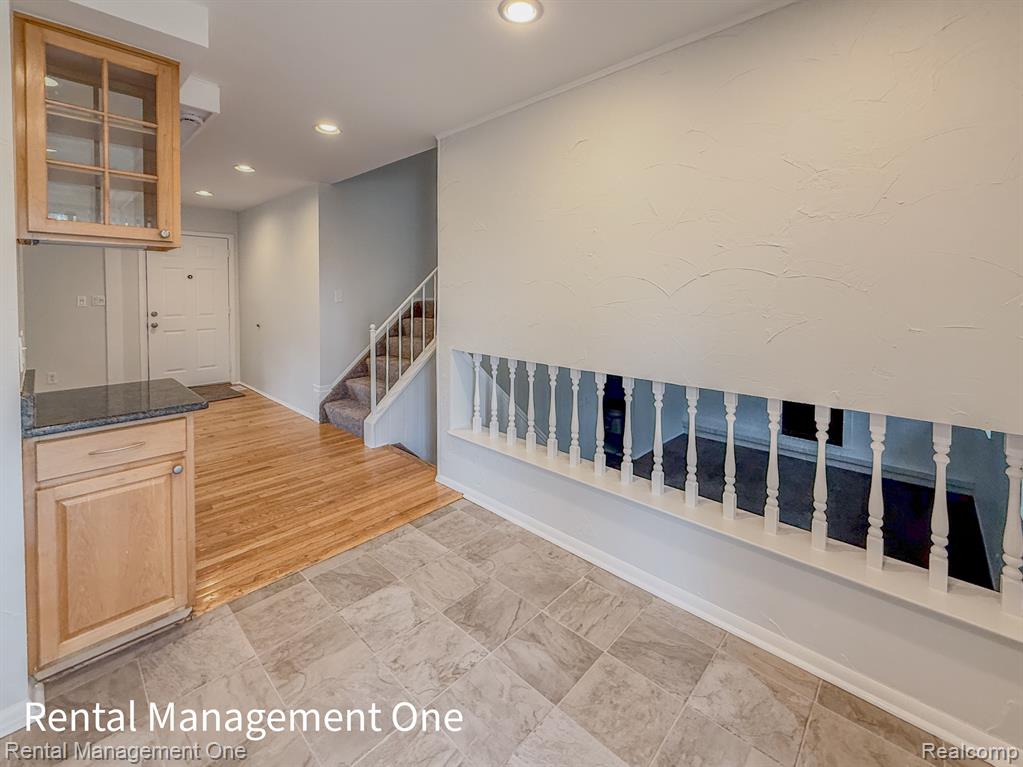 5604 HAYMEADOW Drive, West Bloomfield, MI — Photo 5