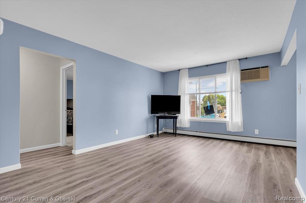 517 John Anderson Court, 71, Monroe, MI 48162 — Photo 3