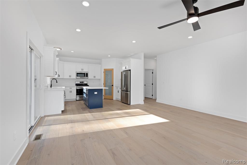 50627 Elsey Street, New Baltimore, MI 48047 — Photo 5