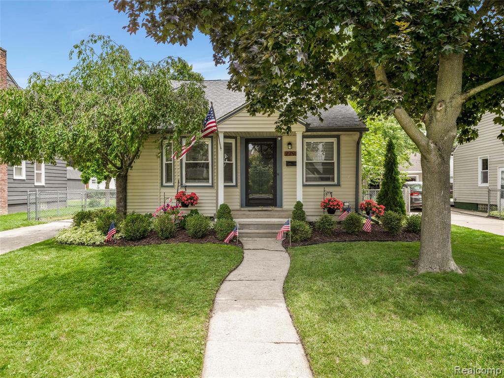 2798 Royal Avenue, Berkley, MI 48072 — Photo 41