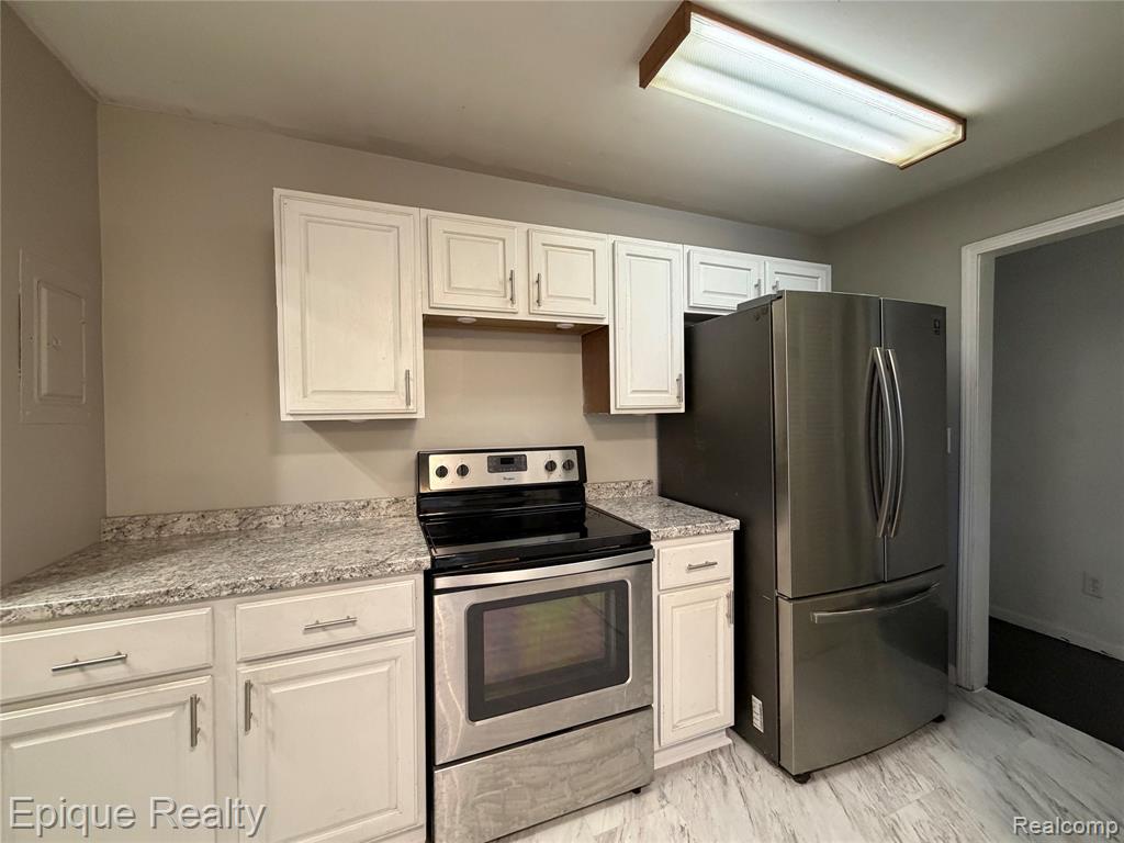 5140 Youngstown Place, Saginaw, MI 48601 — Photo 10