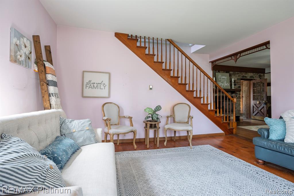 565 SLEAFORD Road, Howell, MI 48843 — Photo 14