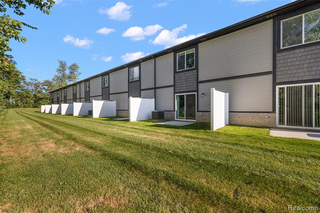 51428 Marlin Drive, Chesterfield, MI — Photo 43