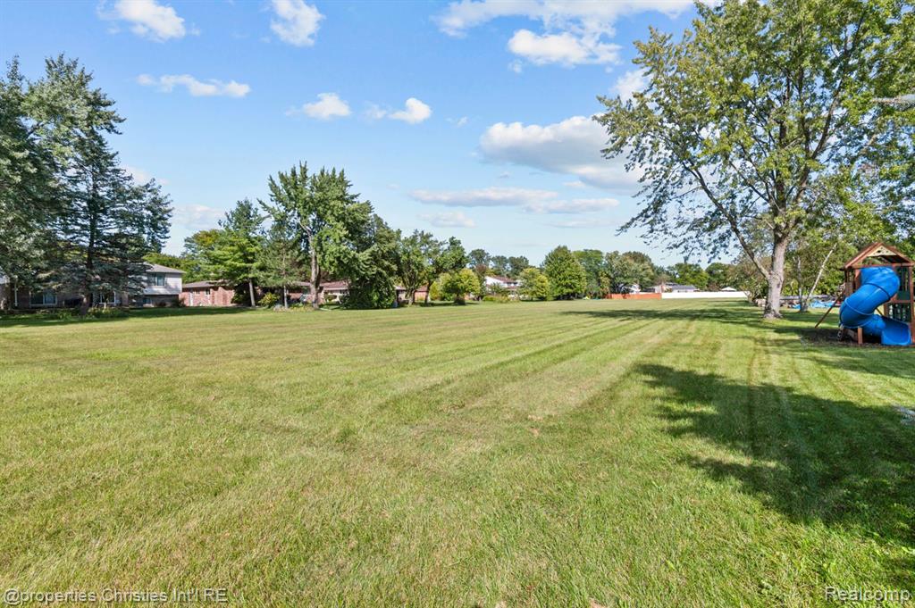 7606 Chichester Road, Canton, MI 48187 — Photo 31