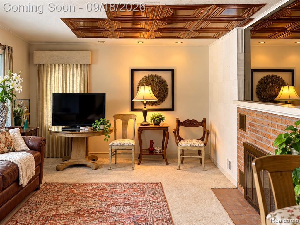 717 E Parkdale Avenue - Photo 5