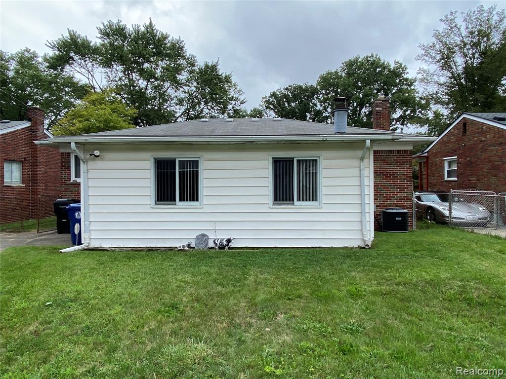 9071 Riverview, Redford, MI 48239 — Photo 19