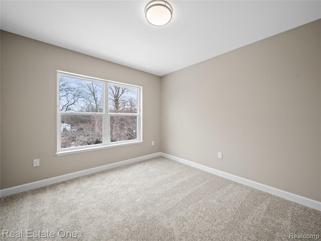 8527 Mystic Pines Court, Pinckney, MI 48169 — Photo 25