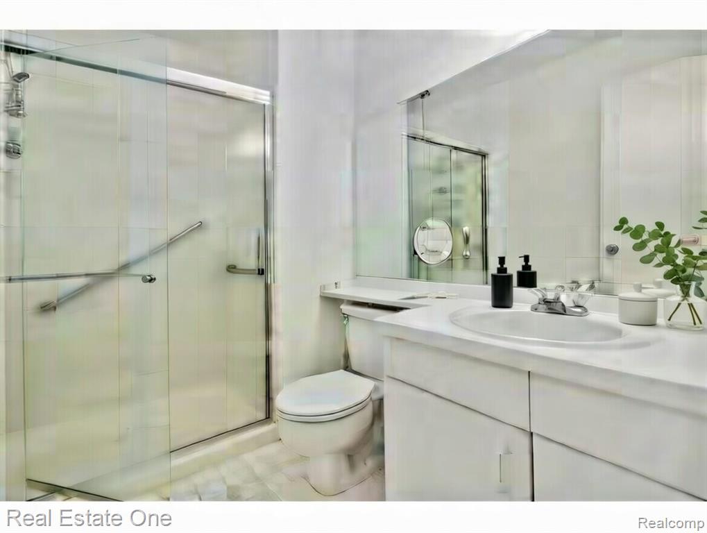 6121 Westbrooke Drive, 7, West Bloomfield, MI — Photo 14