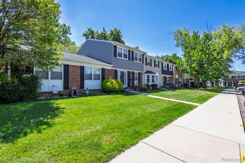 19705 Hayes Court, Northville, MI 48167 — Photo 3