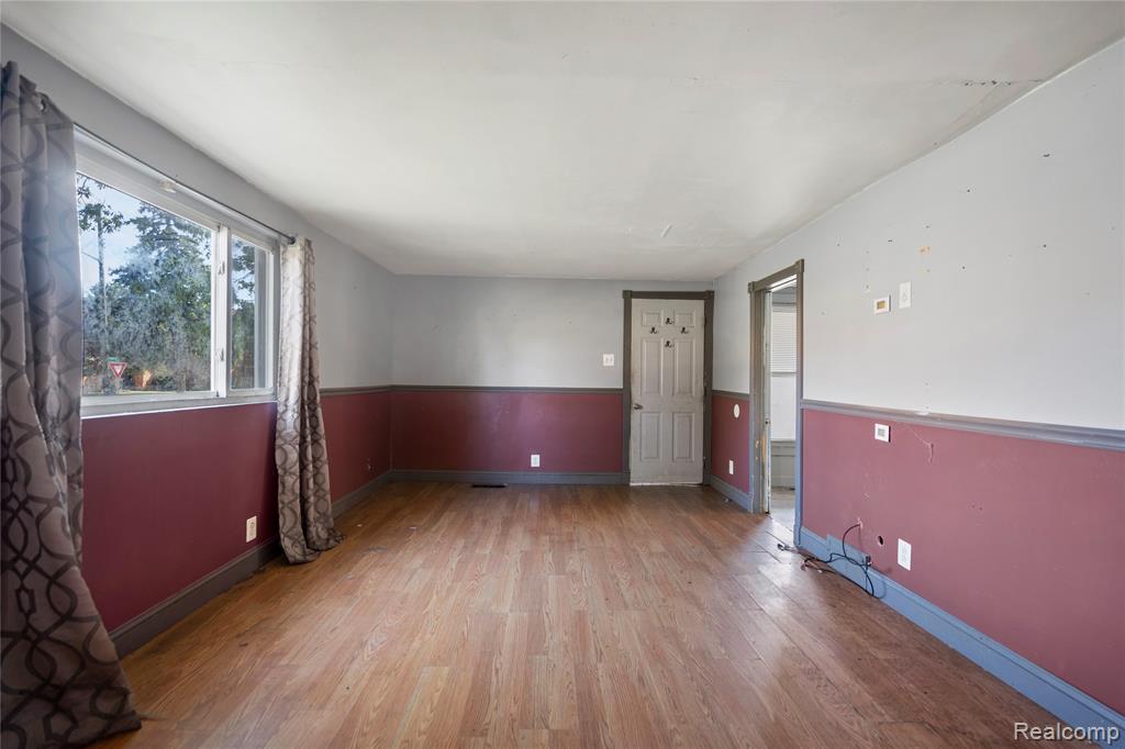 8309 Maxwell Avenue, Warren, MI 48089 — Photo 5