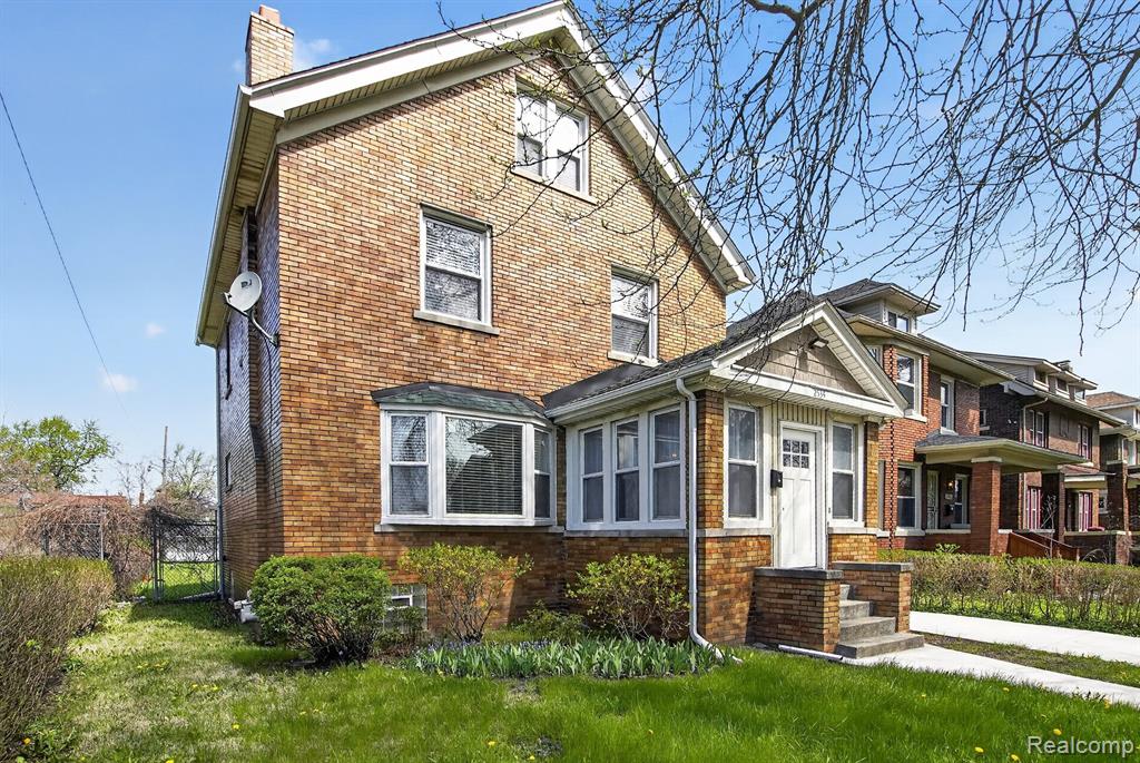 2534 Lamothe Street - Photo 2