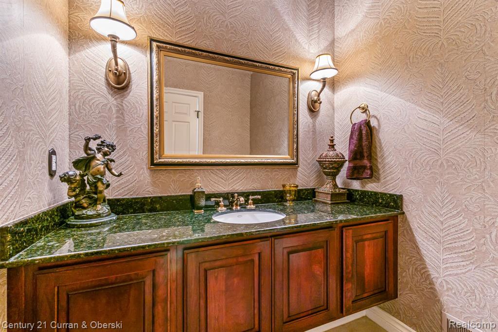 17784 Stonebrook Court, Northville, MI 48168 — Photo 41