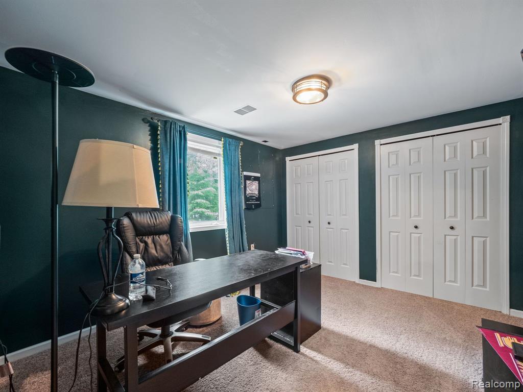 8897 MORNING MIST Drive, Clarkston, MI 48348 — Photo 24