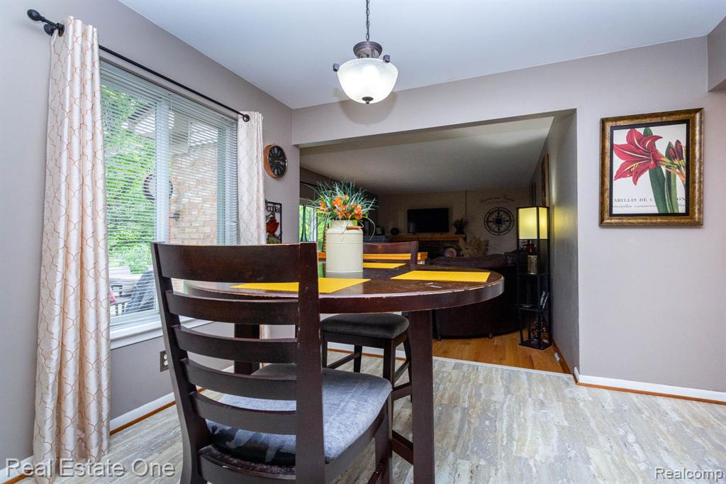 6011 Walker Drive, Troy, MI 48085 — Photo 19