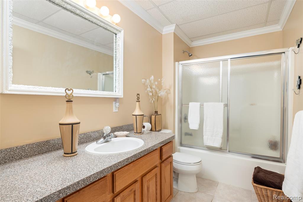 41841 S Service Drive, Belleville, MI 48111 — Photo 24