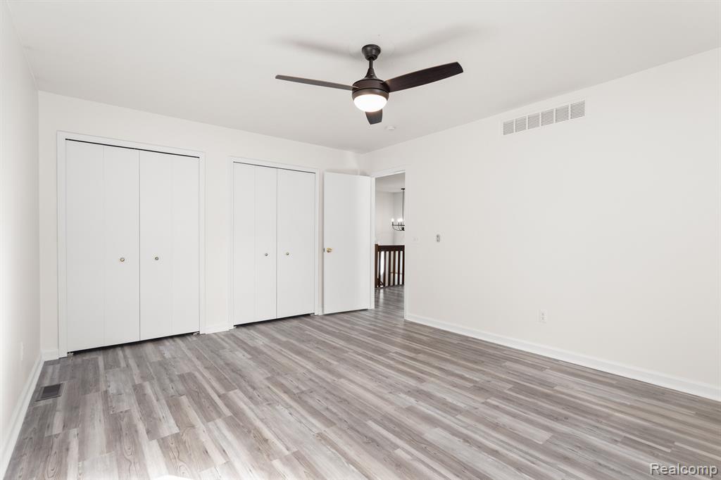 745 N MAIN Street, Milford, MI 48381 — Photo 13