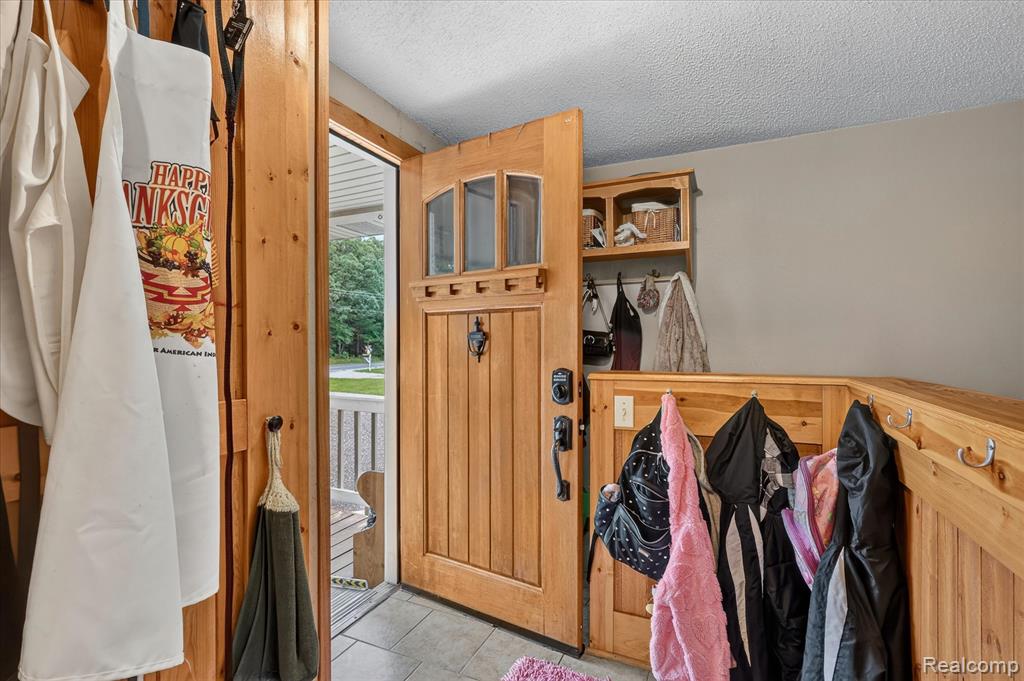 17 E White Lake Dr, Twin Lakes, MI 49457 Drive, Twin Lake, MI 49457 — Photo 7