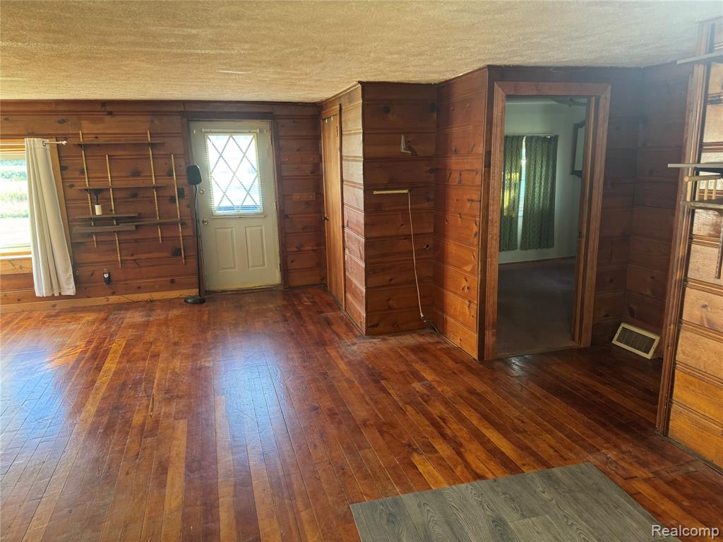 3762 Pratt Road, Metamora, MI 48455 — Photo 9
