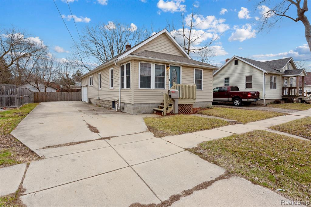 825 BACON Street, Monroe, MI 48161 — Photo 3