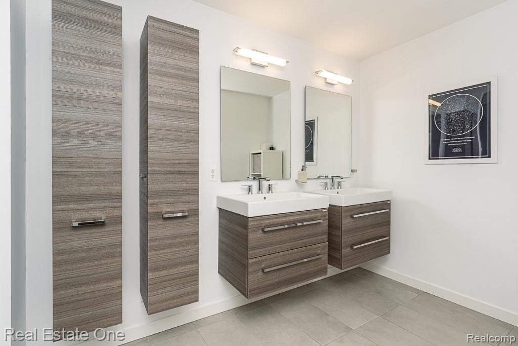 864 Cumberland Rdg Court, Rochester, MI 48307 — Photo 19