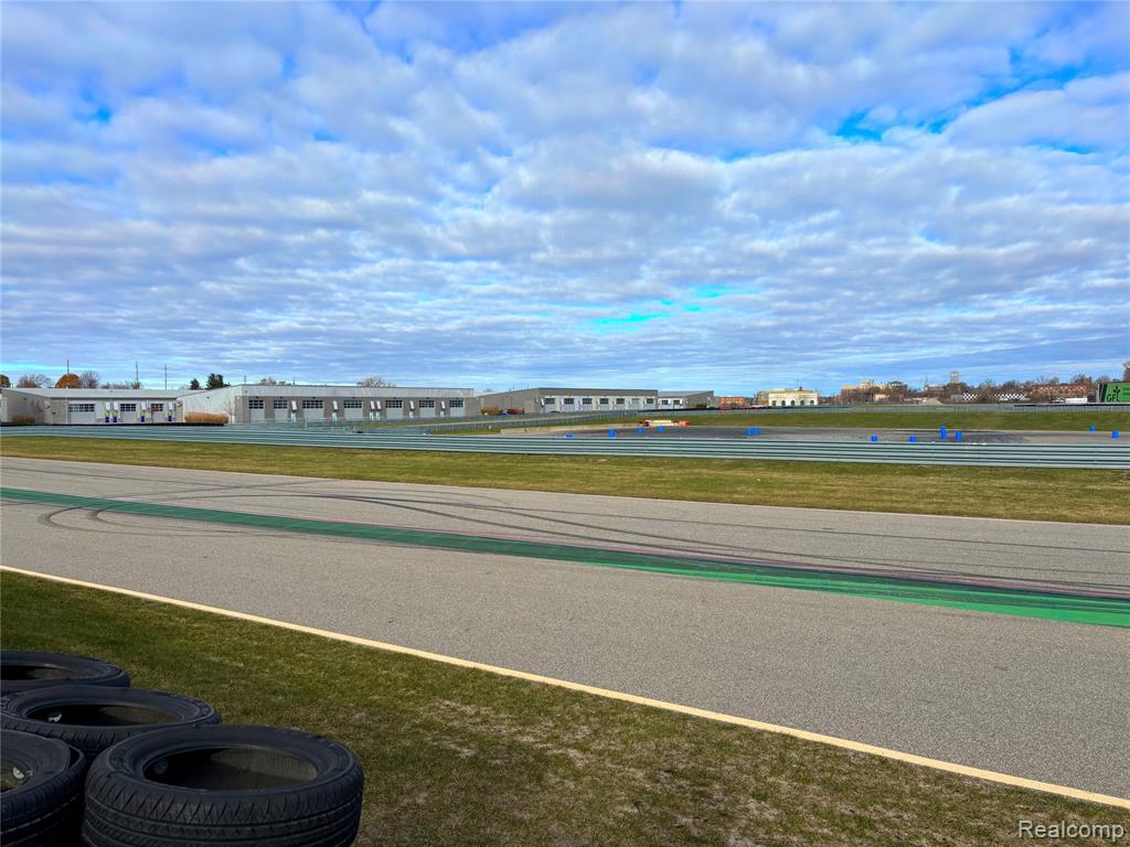 57 Pit Lane, Pontiac, MI 48341 — Photo 11