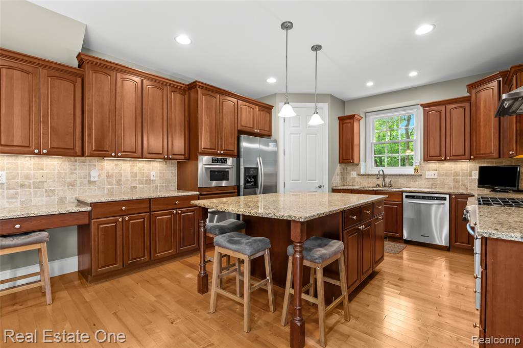 477 E Commerce Street, Milford, MI 48381 — Photo 13