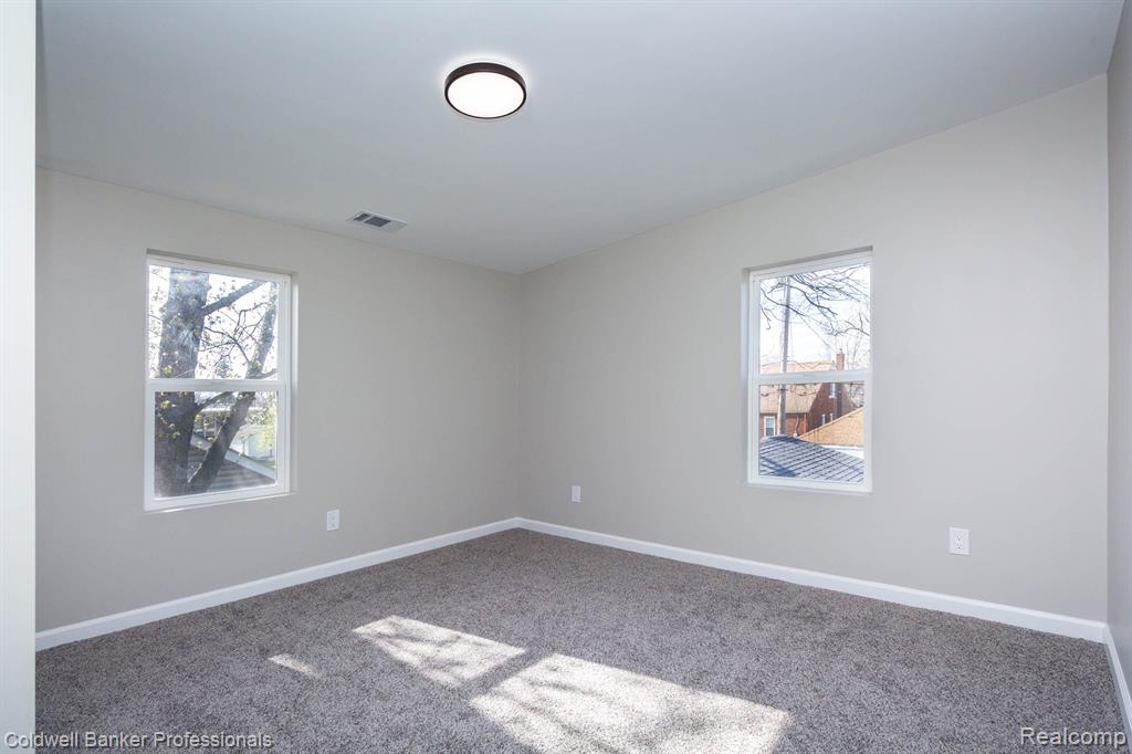 8237 PACKARD Avenue, Warren, MI 48089 — Photo 29