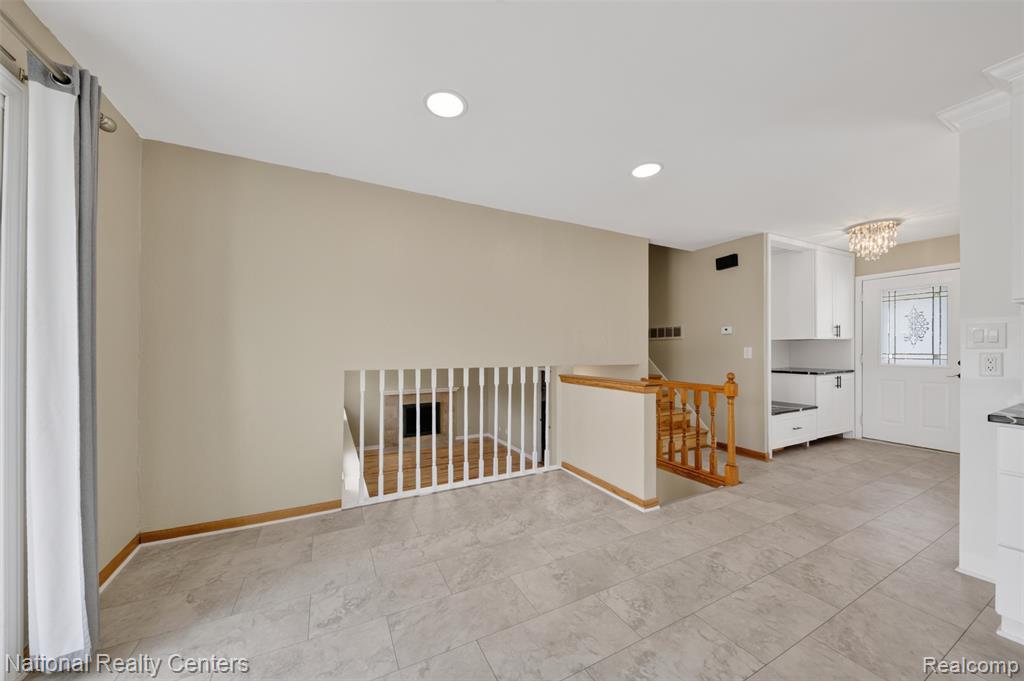 40014 Eagle Drive, Sterling Heights, MI 48310 — Photo 29