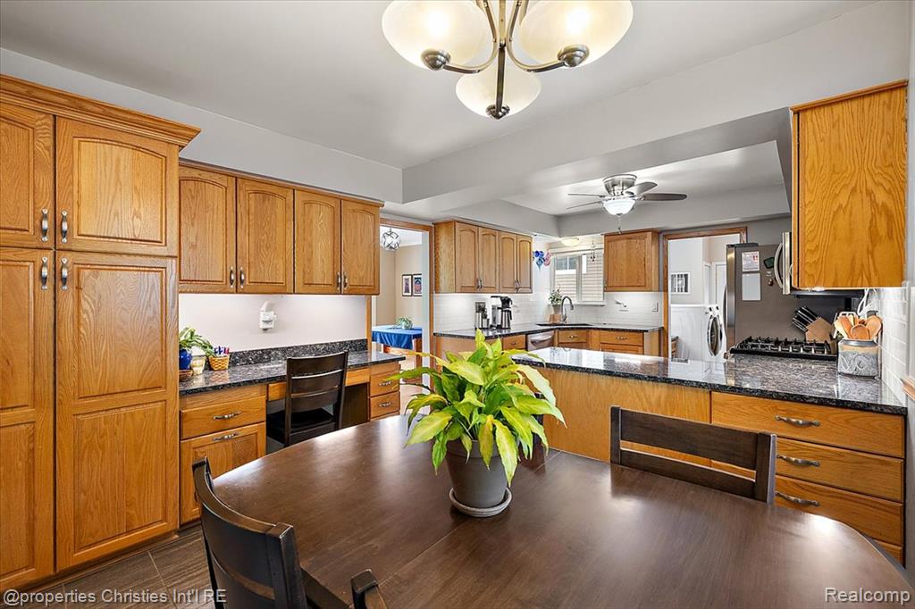 5970 Slate Drive, Troy, MI 48085 — Photo 15