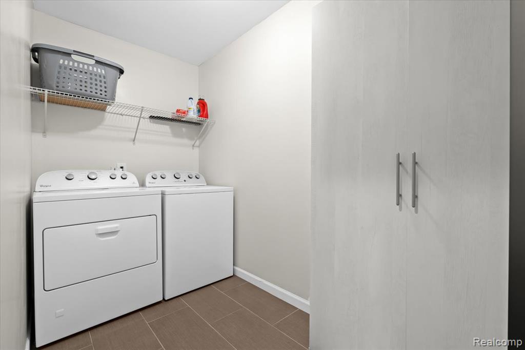 41840 E Ann Arbor Trail, Plymouth, MI 48170 — Photo 19