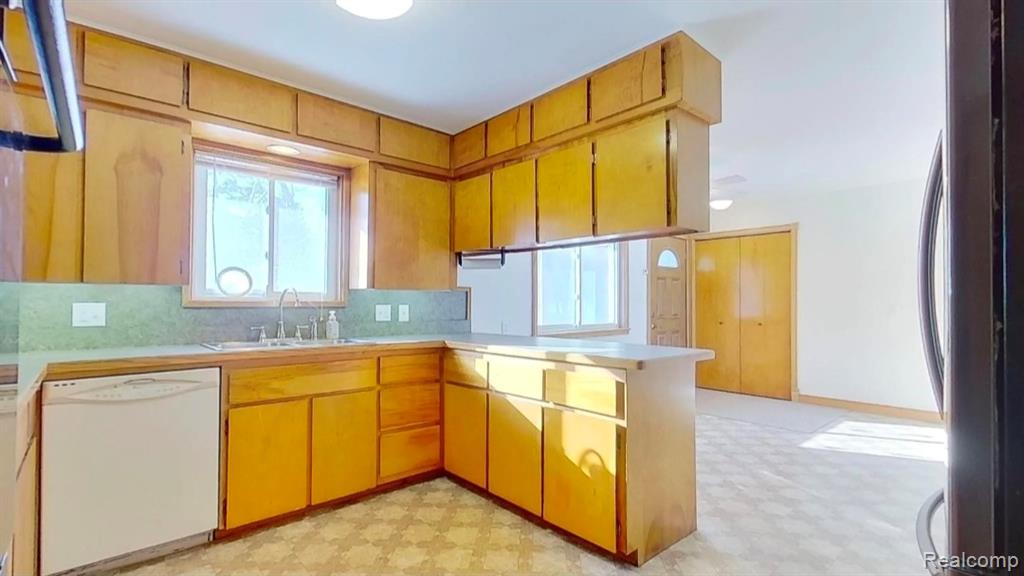 18820 Dexter Trail, Gregory, MI 48137 — Photo 21