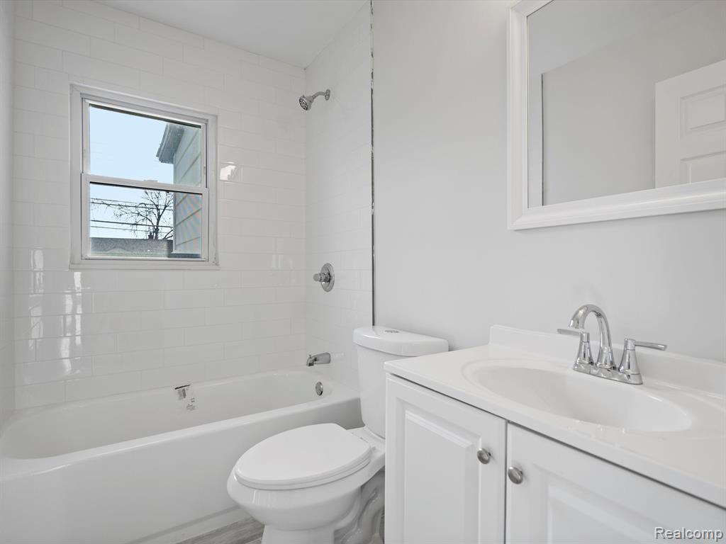 86 E BARRETT Avenue, Madison Heights, MI 48071 — Photo 10