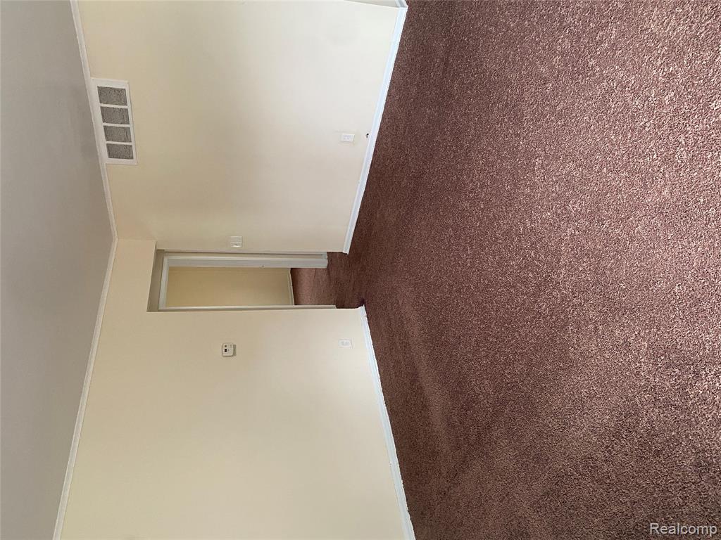 10641 TROY Street, Oak Park, MI, 48237