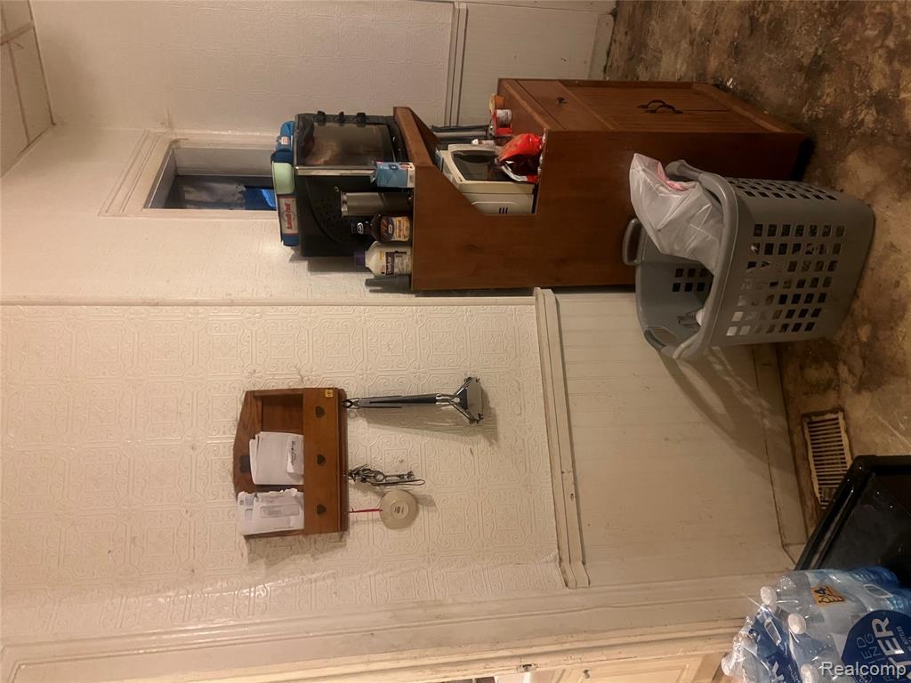 513 N Waterloo Street, Jackson, MI 49201 — Photo 7