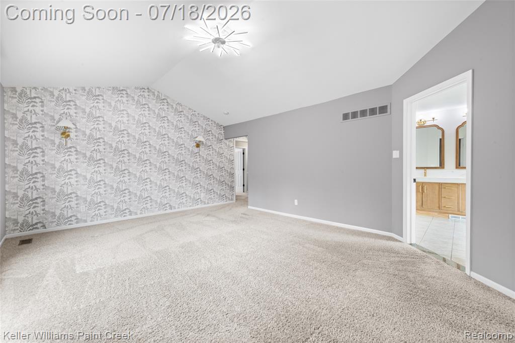 4230 Holly Lane, Oakland, MI 48306 — Photo 28