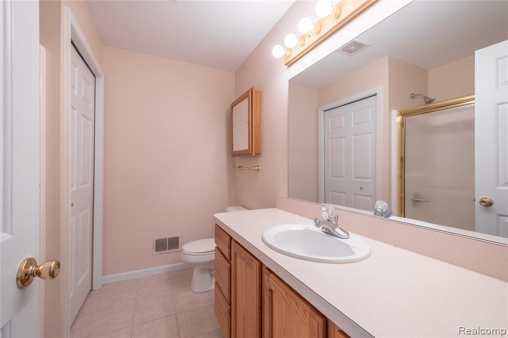 8454 Deer Field Drive, Davison, MI 48423 — Photo 21