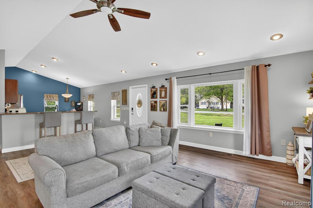 1020 Savage Road, Belleville, MI 48111 — Photo 14