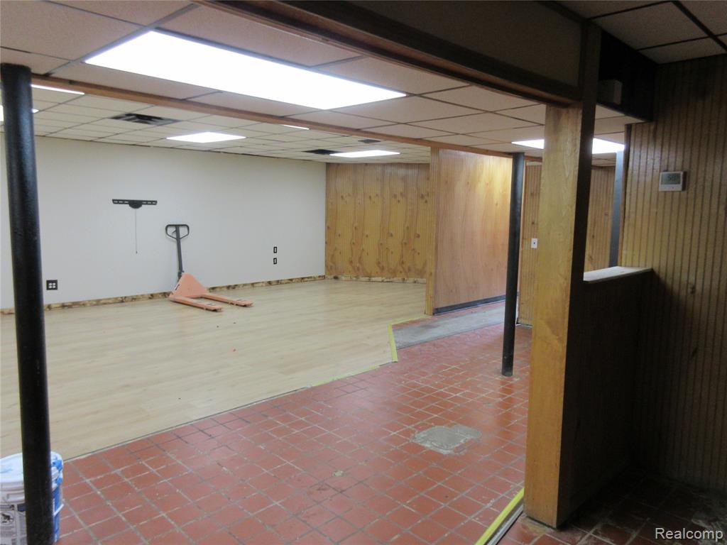 21665 GROESBECK Highway, Warren, MI 48089 — Photo 15