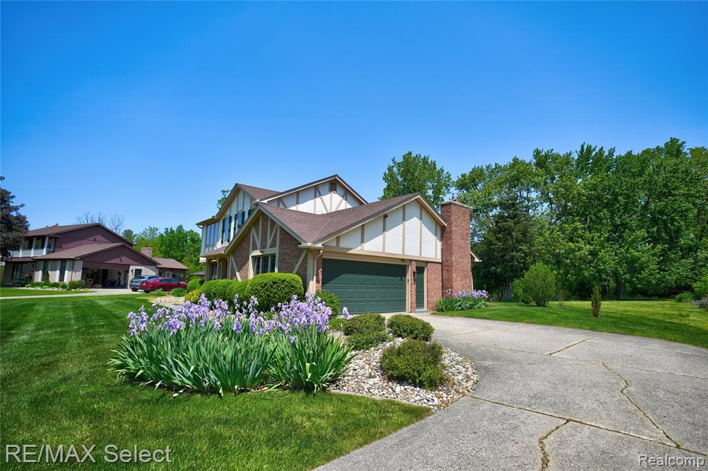 487 Boutell Drive, Grand Blanc, MI 48439 — Photo 48