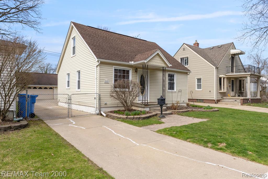 4540 FLEMING Street, Dearborn Heights, MI 48125 — Photo 3