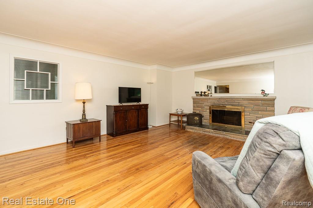 5055 Eastbrook Court, Utica, MI 48316 — Photo 5