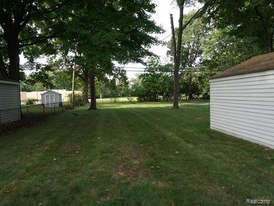 735 Robinwood Drive, Troy, MI 48083 — Photo 20
