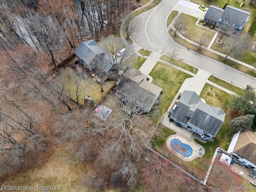 4272 HEATHERSTONE Drive, Waterford, MI 48329 — Photo 55