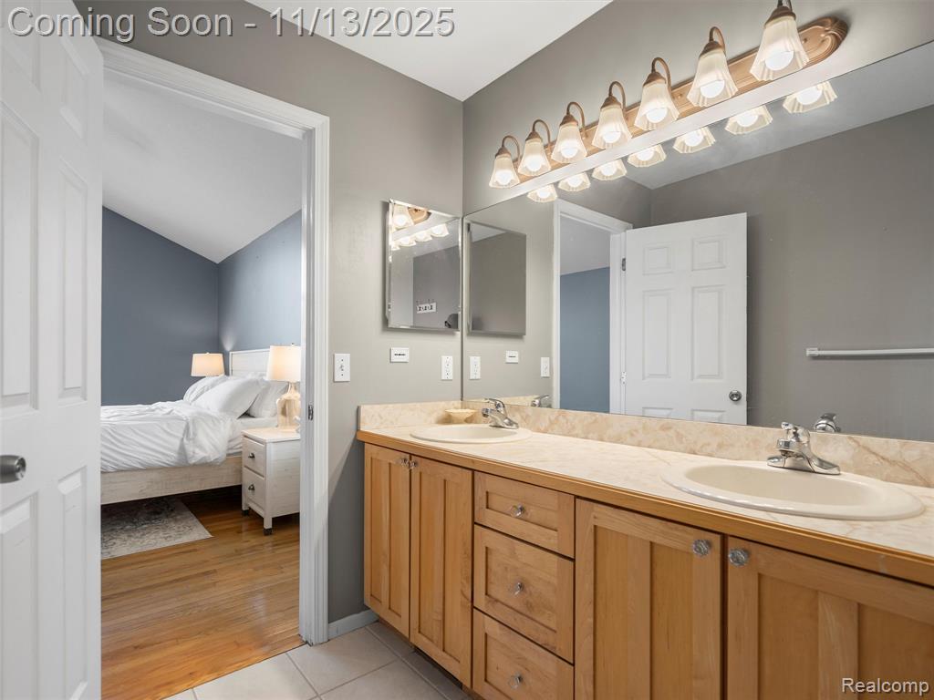 8249 Old Harbor, Grand Blanc, MI 48439 — Photo 23
