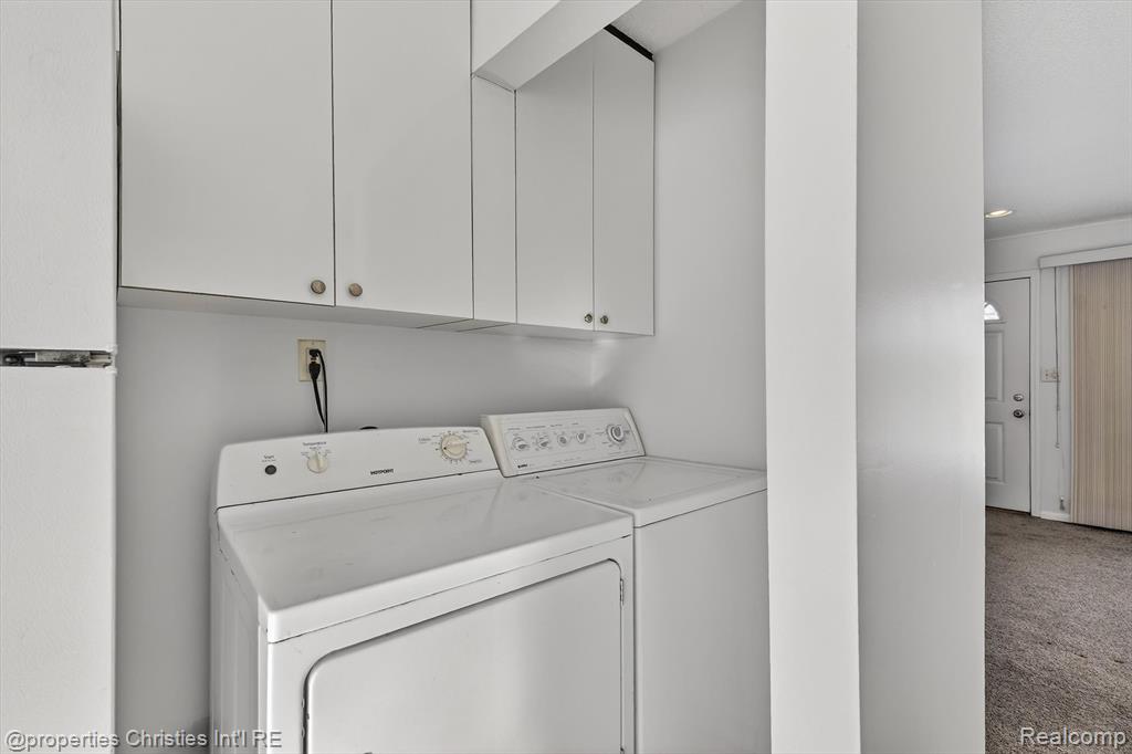 10111 Troy Street, Oak Park, MI, 48237