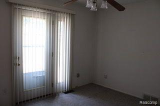 456 W OTIS Avenue, Hazel Park, MI 48030 — Photo 14