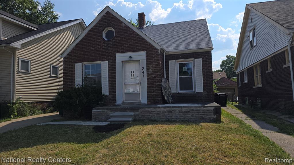 241 Eastlawn Street
