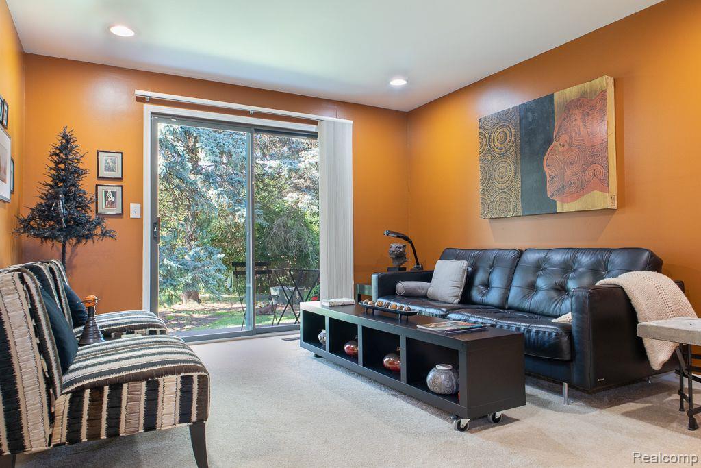 37284 BRENTWOOD Circle, Farmington Hills, MI 48331 — Photo 14