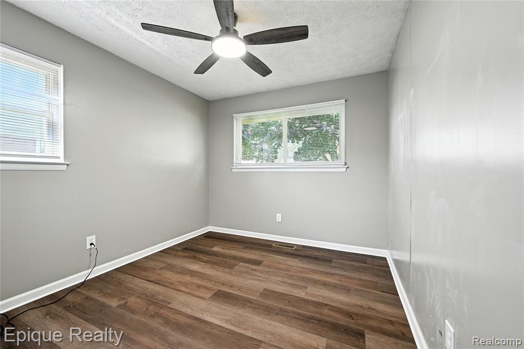 609 Eugene Street, Ypsilanti, MI 48198 — Photo 16